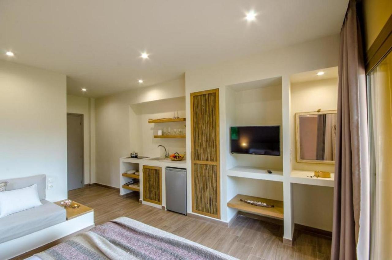 Forest Resort Suites Skiathos Troulos Exterior foto