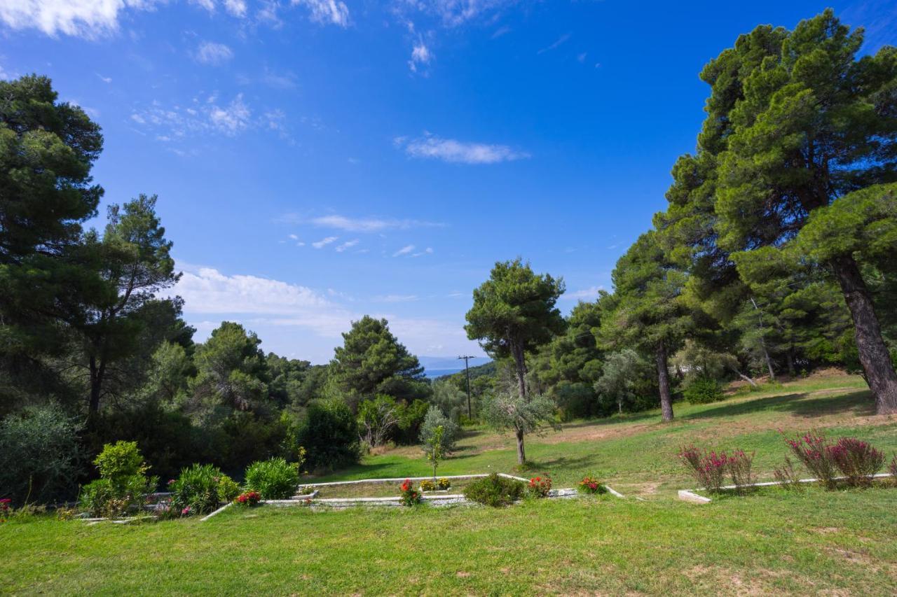 Forest Resort Suites Skiathos Troulos Exterior foto