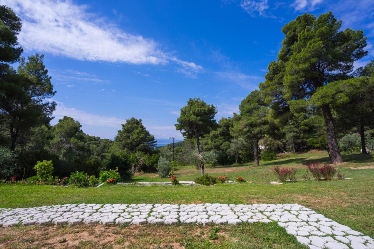 Forest Resort Suites Skiathos Troulos Exterior foto